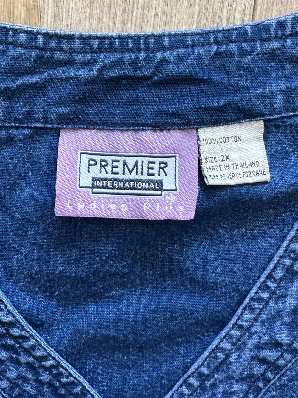 Vintage Premier Blue Denim Button-Front Shirt with Gold Star Embroidery Size 2X - Picture 2 of 7